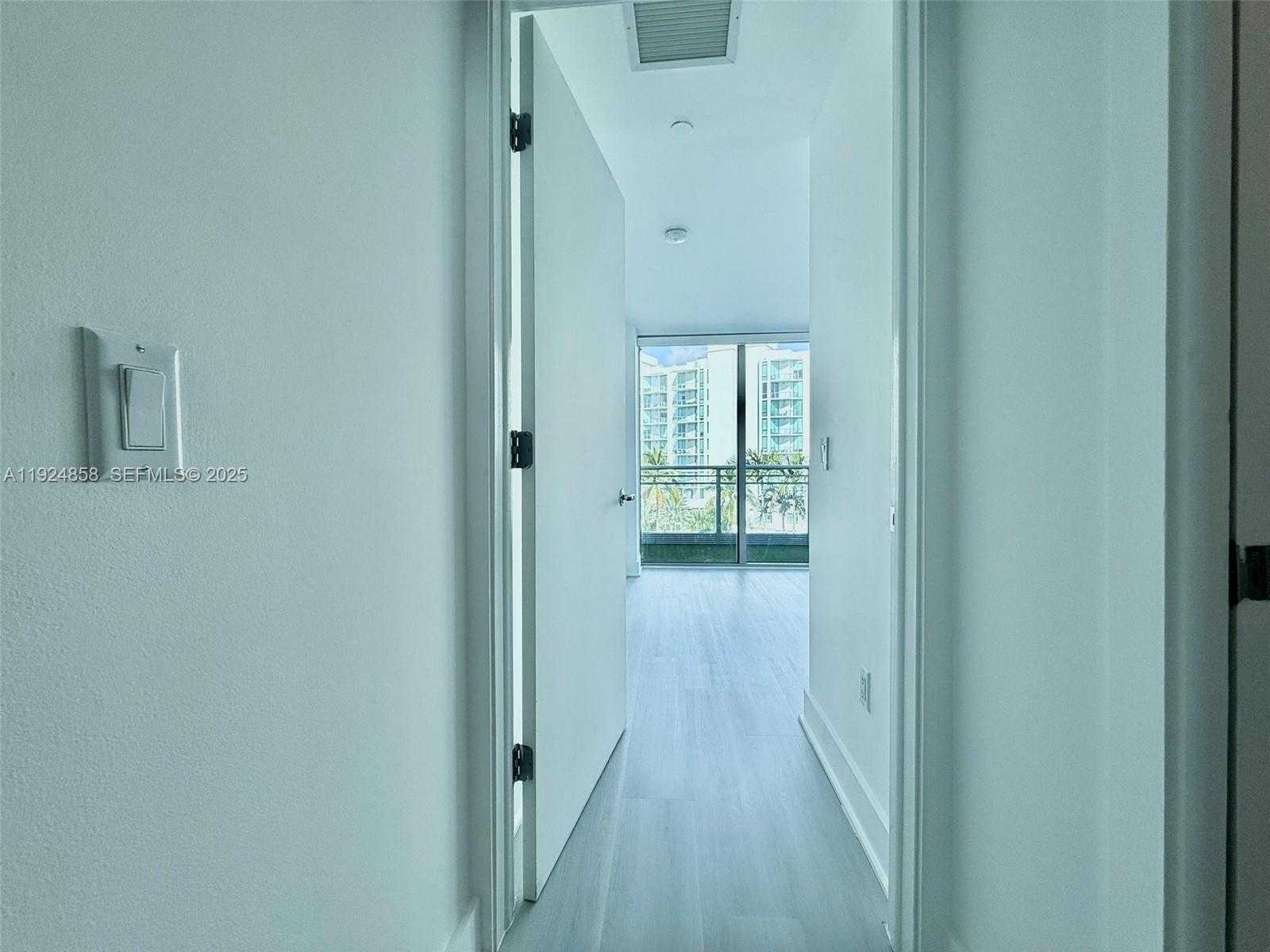 Small Image of 2950 NORTH EAST 188TH ST #525, Aventura Number 29