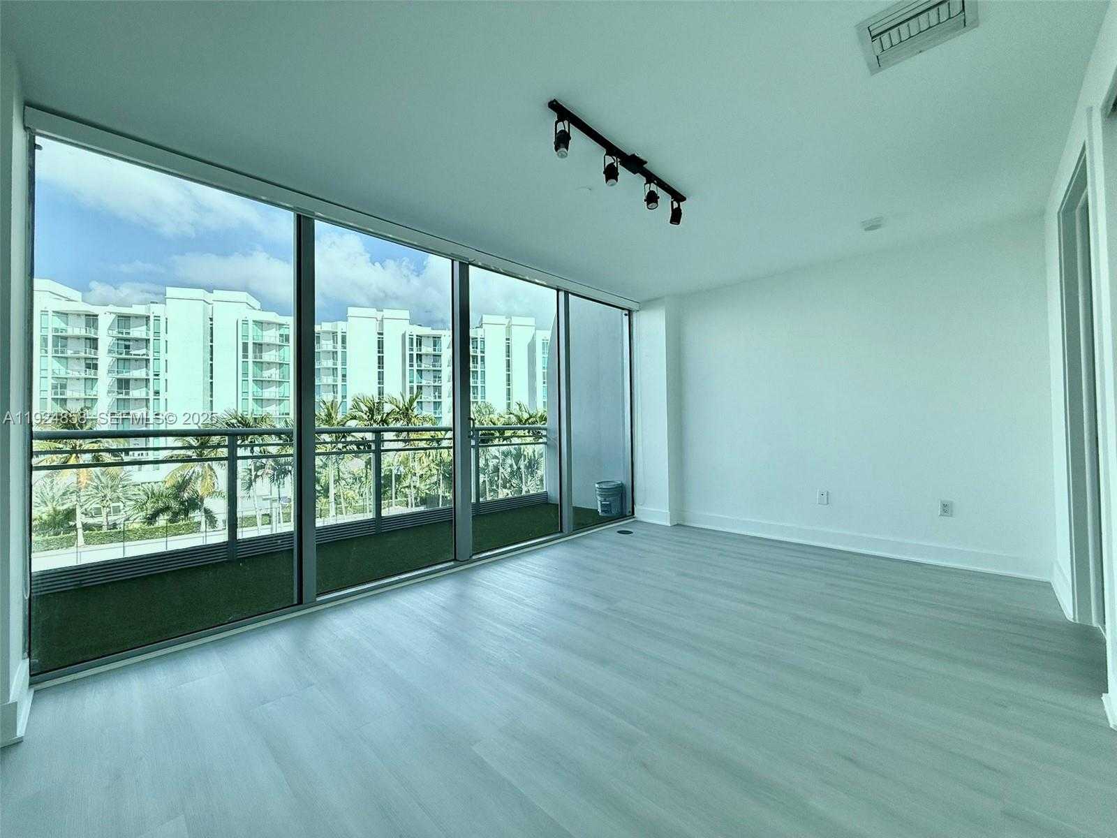 Small Image of 2950 NORTH EAST 188TH ST #525, Aventura Number 30