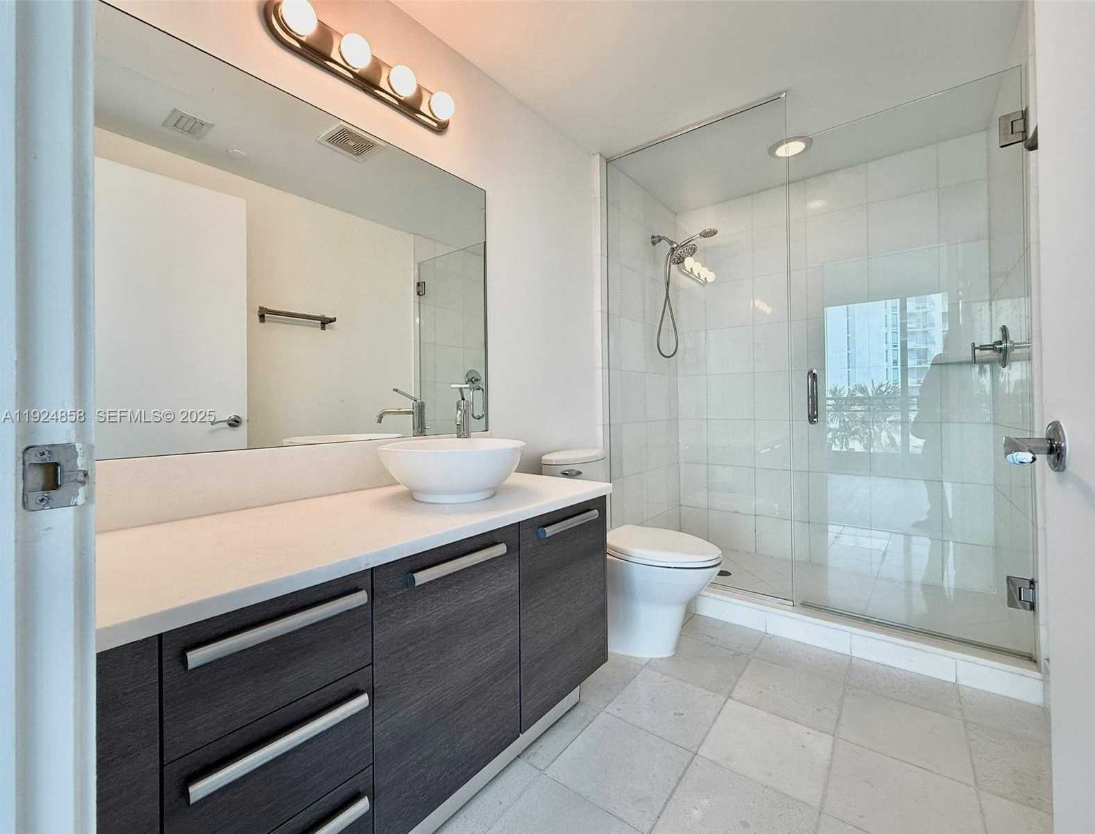 Small Image of 2950 NORTH EAST 188TH ST #525, Aventura Number 33