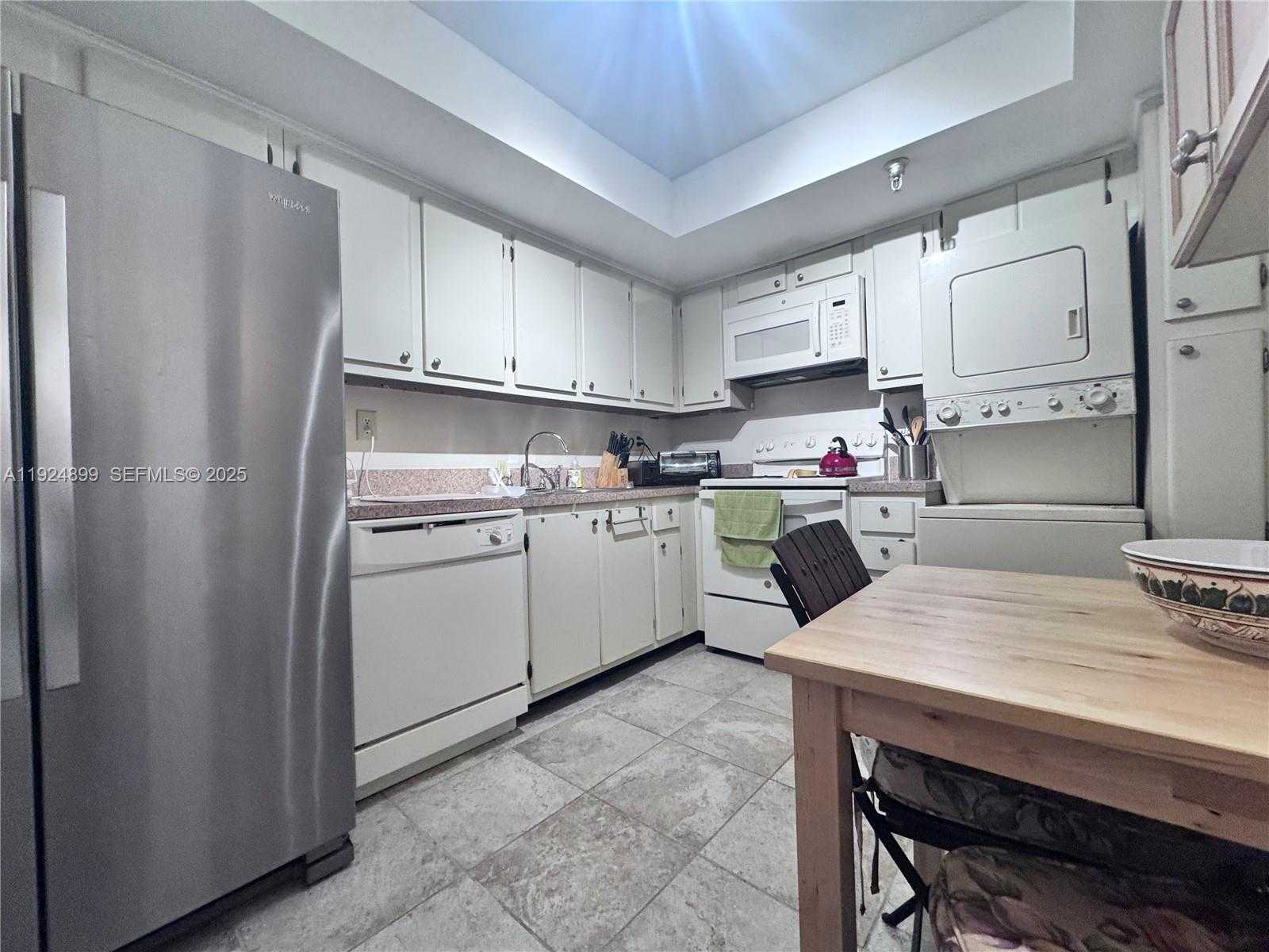 Small Image of 290 174TH ST #1906, Sunny Isles Beach Number 4