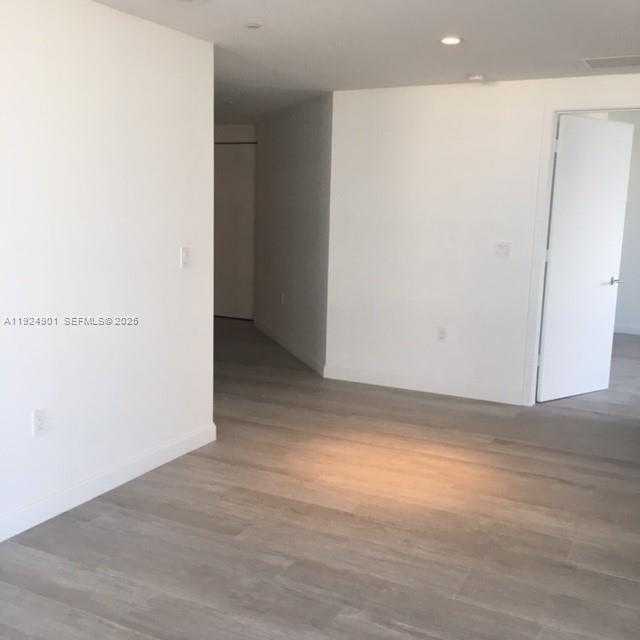 Small Image of 45 SOUTH WEST 9TH ST #3201, Miami Number 8