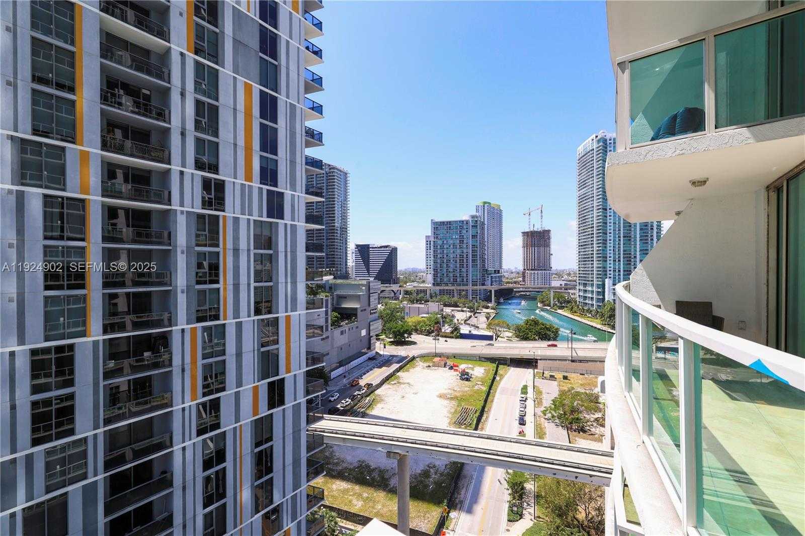 Small Image of 41 SOUTH EAST 5TH ST #906, Miami Number 13