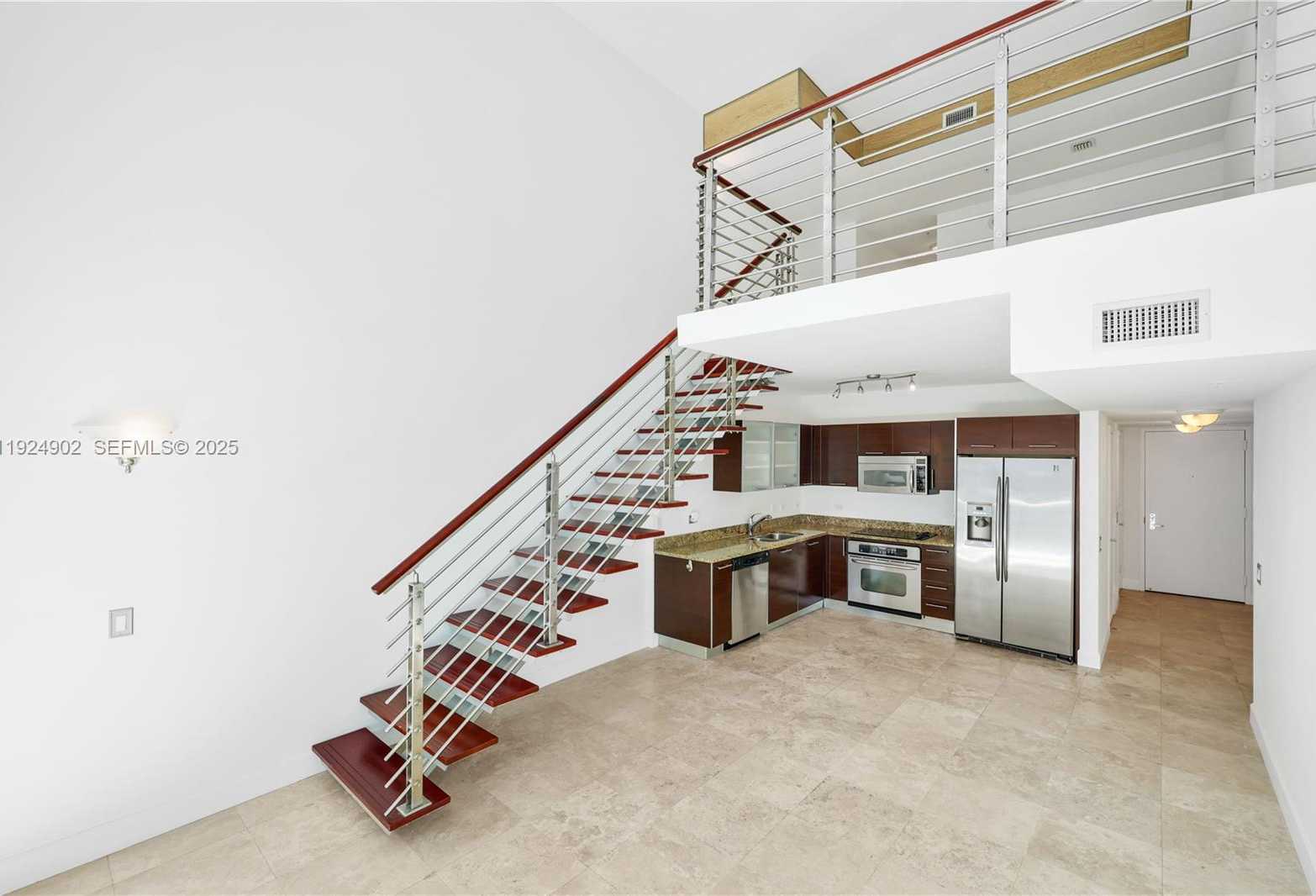 Small Image of 41 SOUTH EAST 5TH ST #906, Miami Number 2