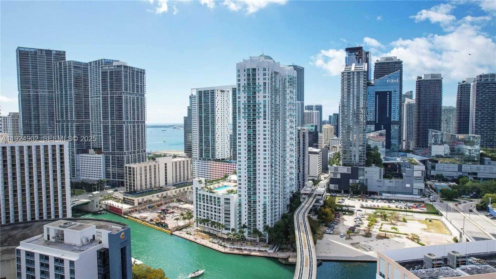 Small Image of 41 SOUTH EAST 5TH ST #906, Miami Number 25