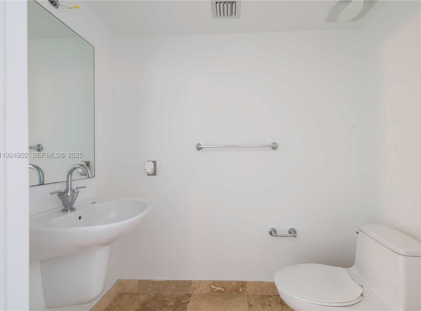 Small Image of 41 SOUTH EAST 5TH ST #906, Miami Number 4