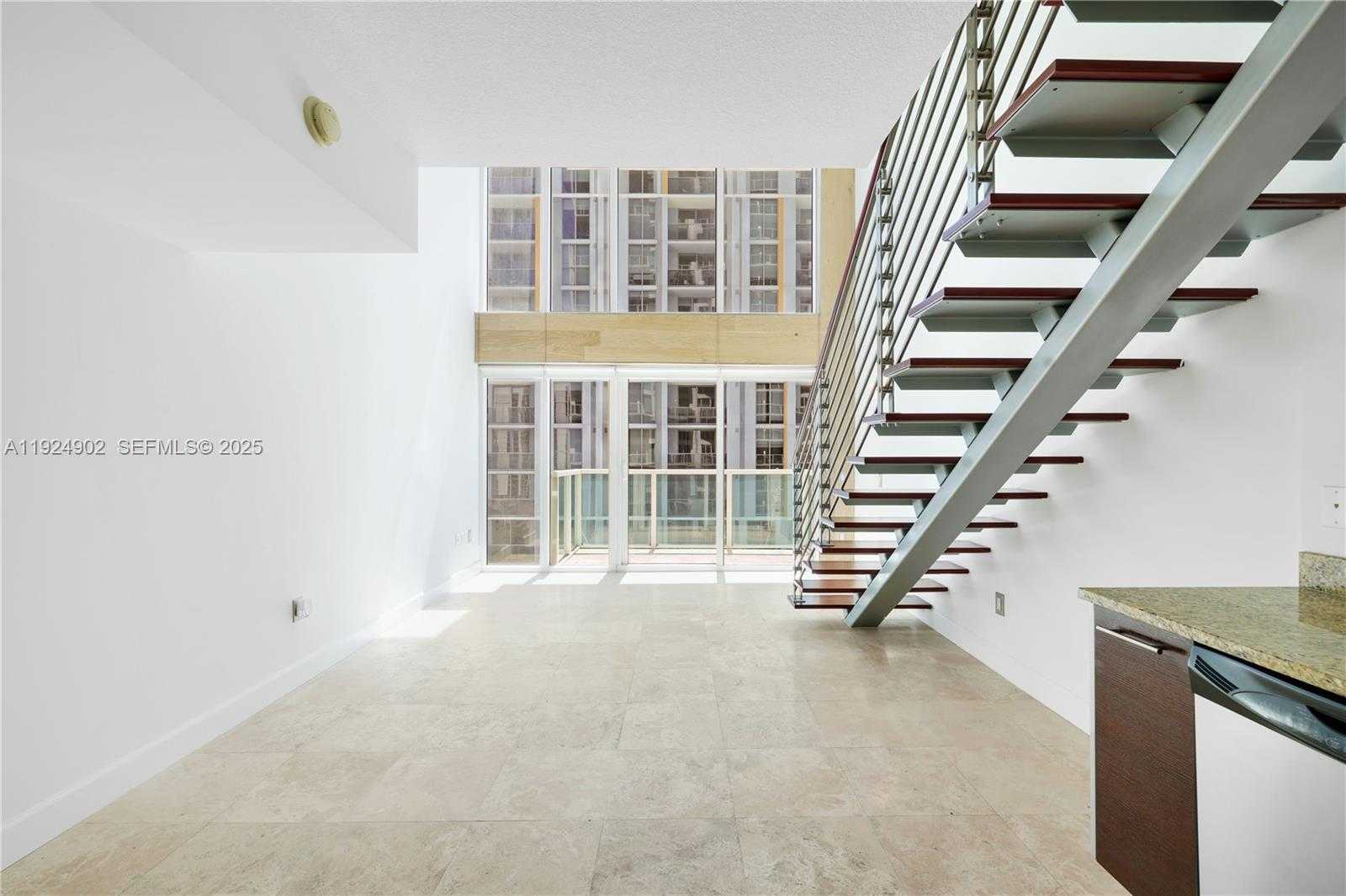 Small Image of 41 SOUTH EAST 5TH ST #906, Miami Number 7