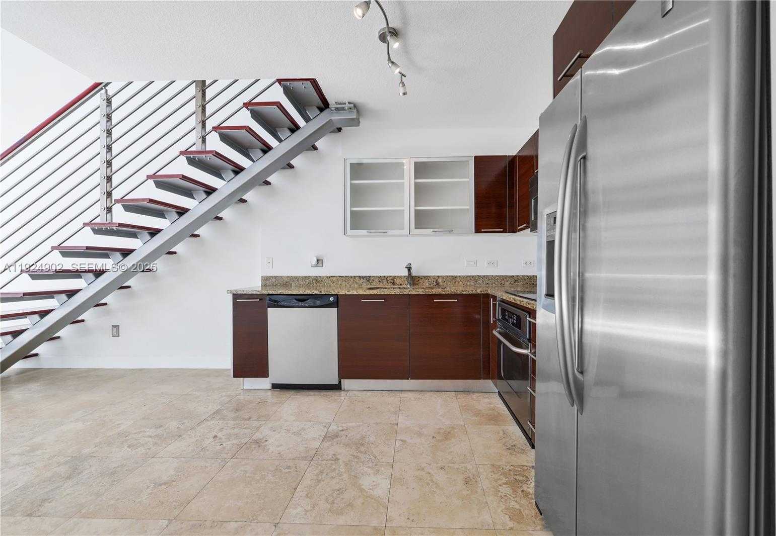 Small Image of 41 SOUTH EAST 5TH ST #906, Miami Number 9