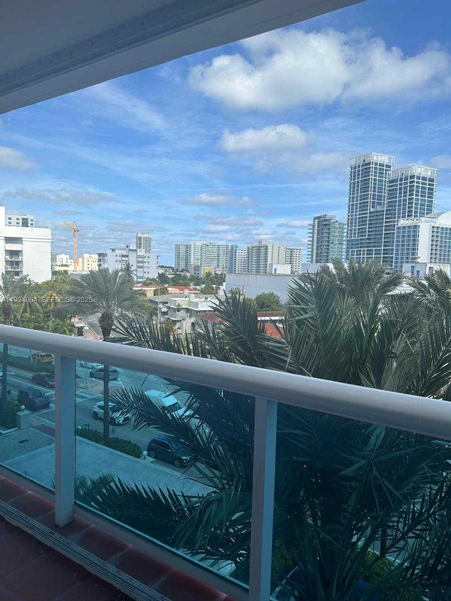 Small Image of 6770 INDIAN CREEK DR #6, Miami Beach Number 3