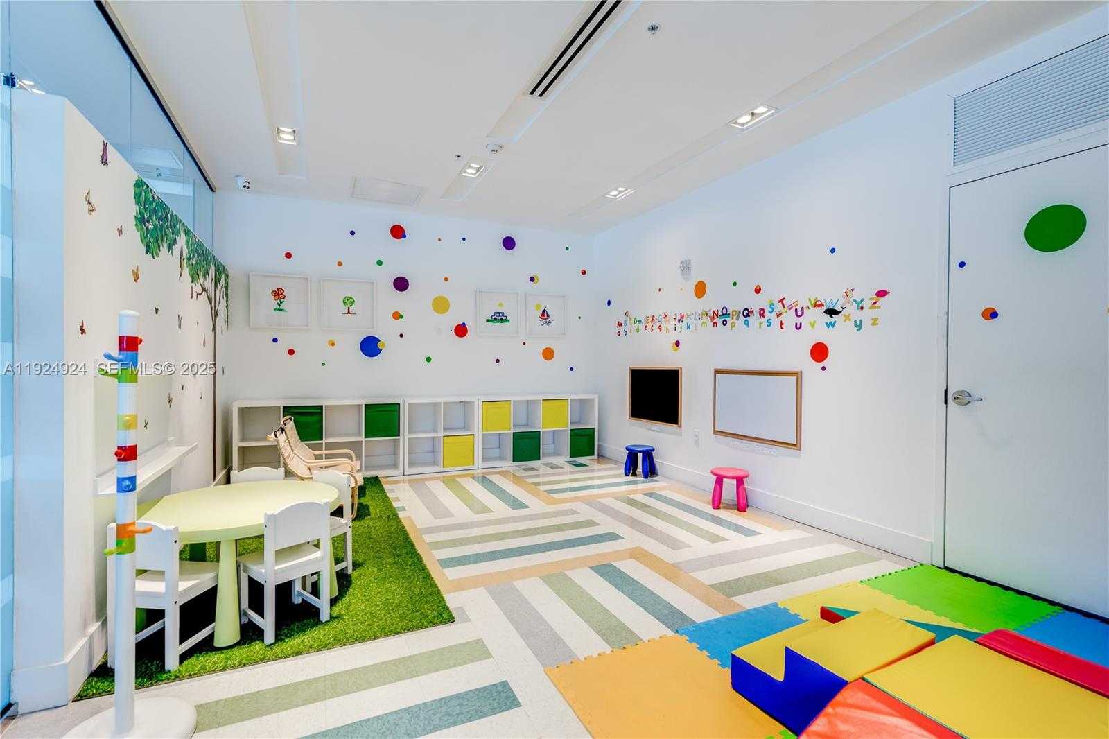 Small Image of 1600 SOUTH WEST 1ST AVE #603, Miami Number 27