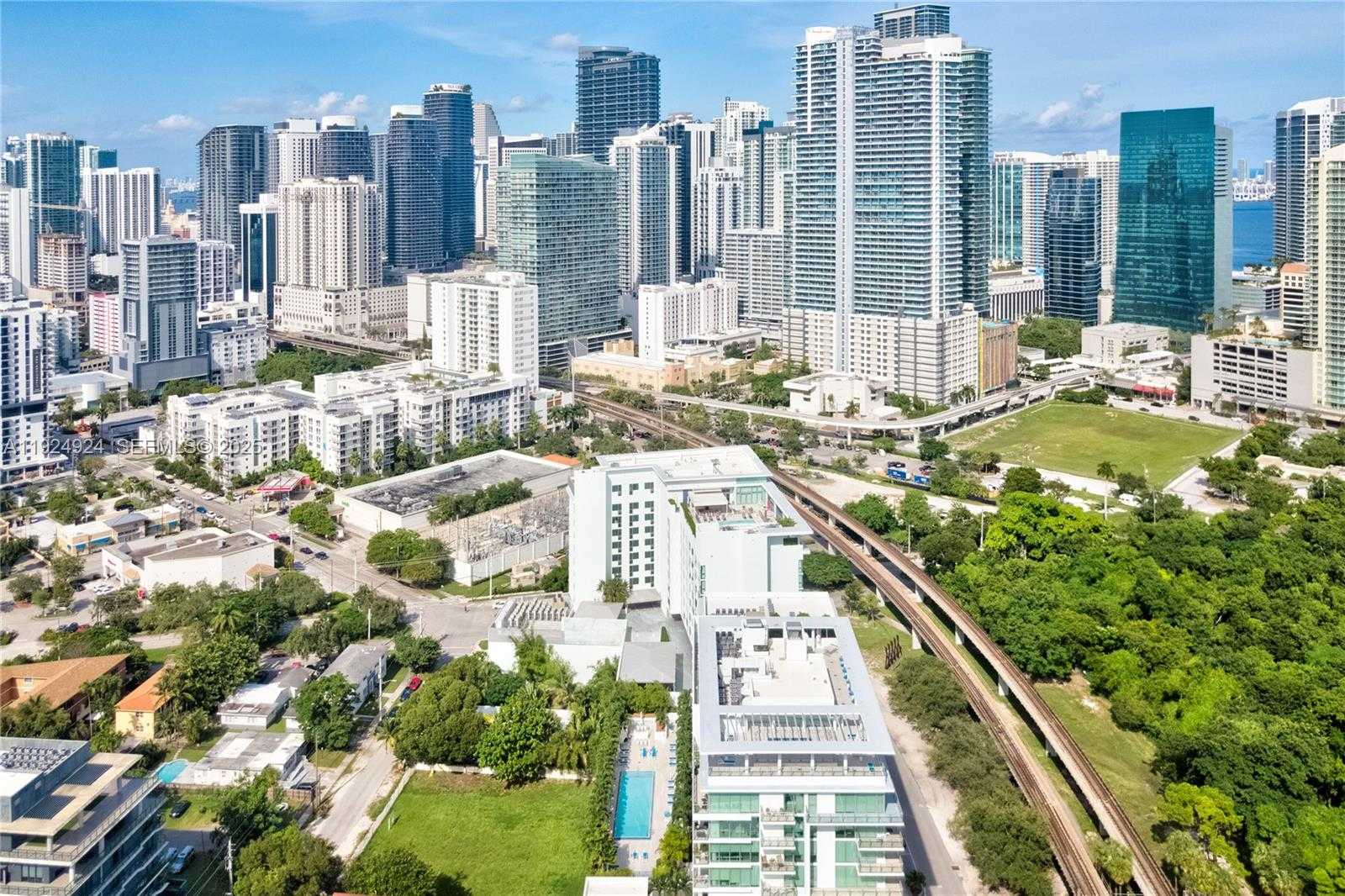 Small Image of 1600 SOUTH WEST 1ST AVE #603, Miami Number 37