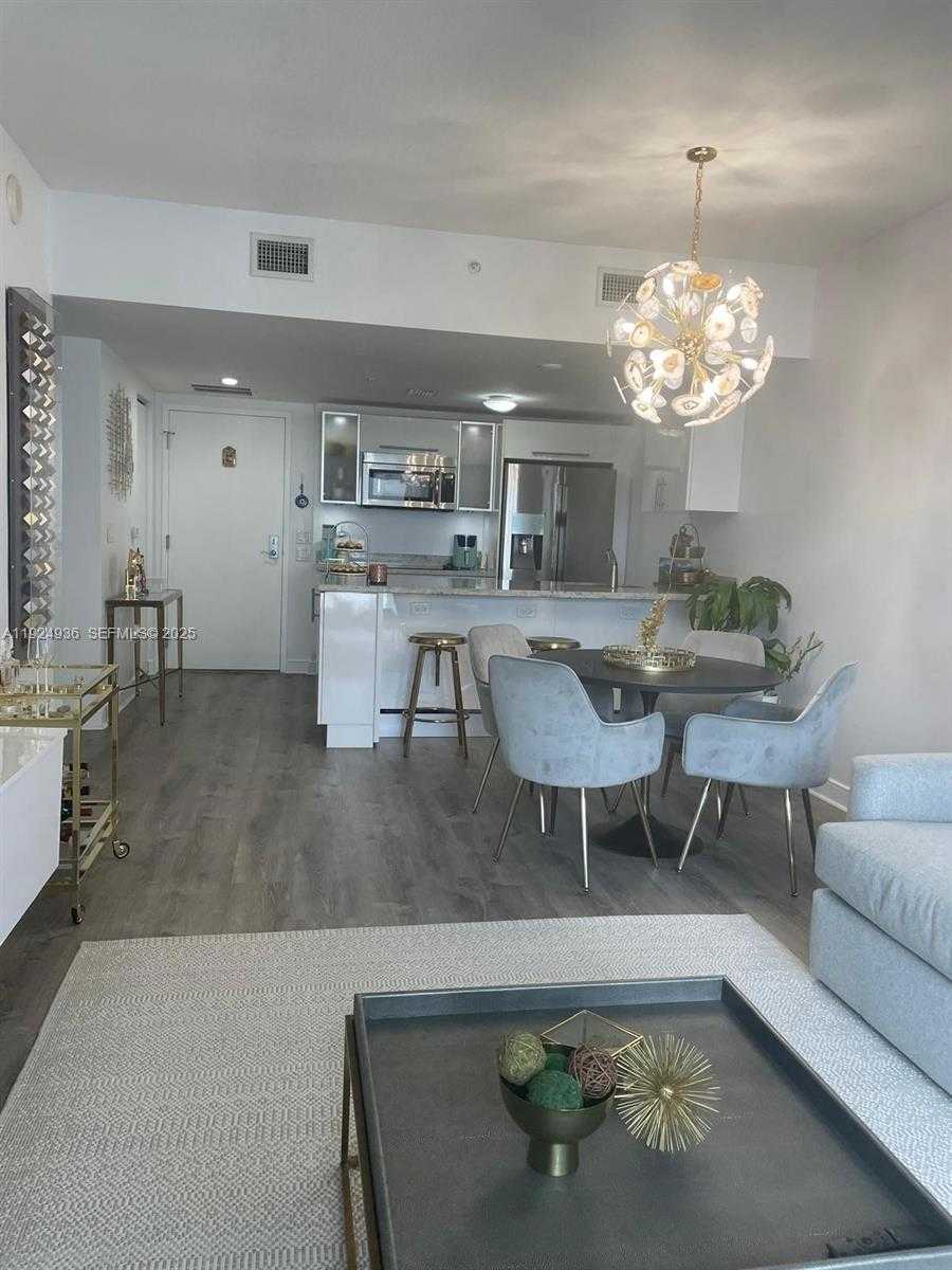 Small Image of 185 SOUTH WEST 7TH ST #2014, Miami Number 18