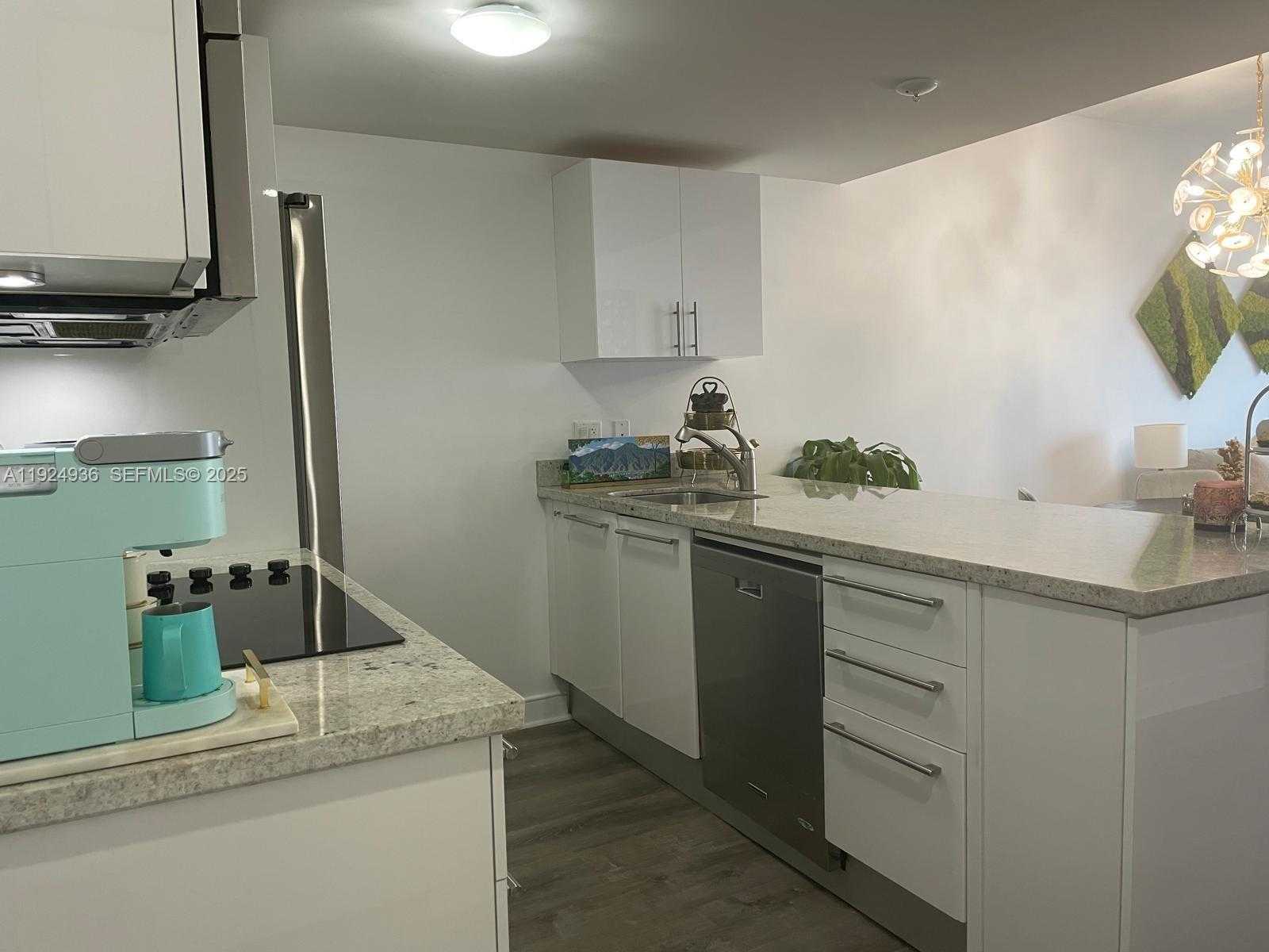 Small Image of 185 SOUTH WEST 7TH ST #2014, Miami Number 20