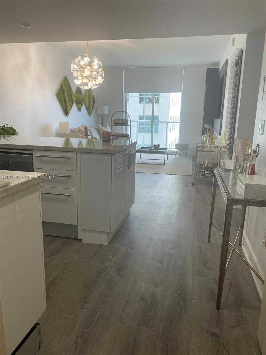 Small Image of 185 SOUTH WEST 7TH ST #2014, Miami Number 22