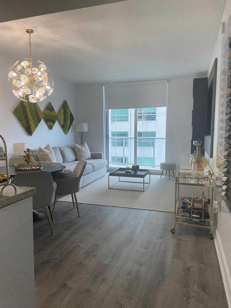 Small Image of 185 SOUTH WEST 7TH ST #2014, Miami Number 26