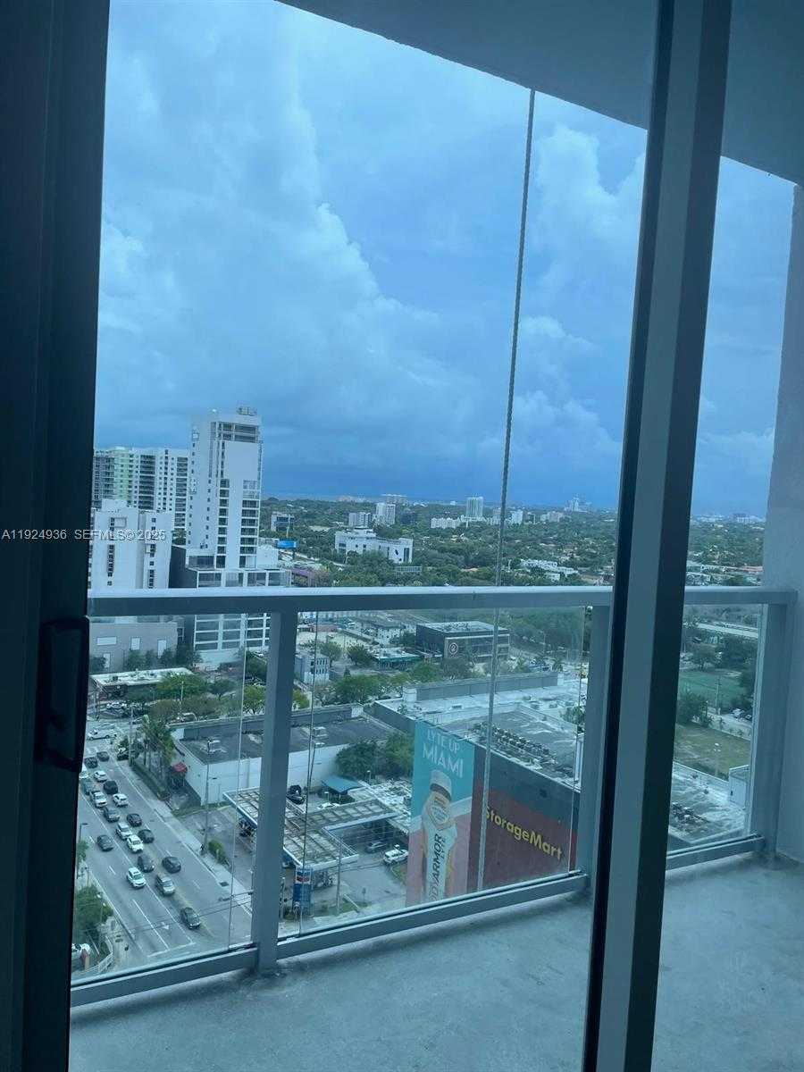 Small Image of 185 SOUTH WEST 7TH ST #2014, Miami Number 30