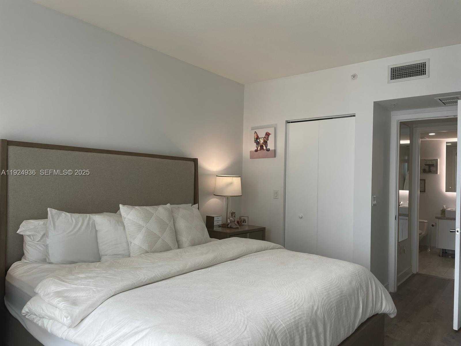 Small Image of 185 SOUTH WEST 7TH ST #2014, Miami Number 8