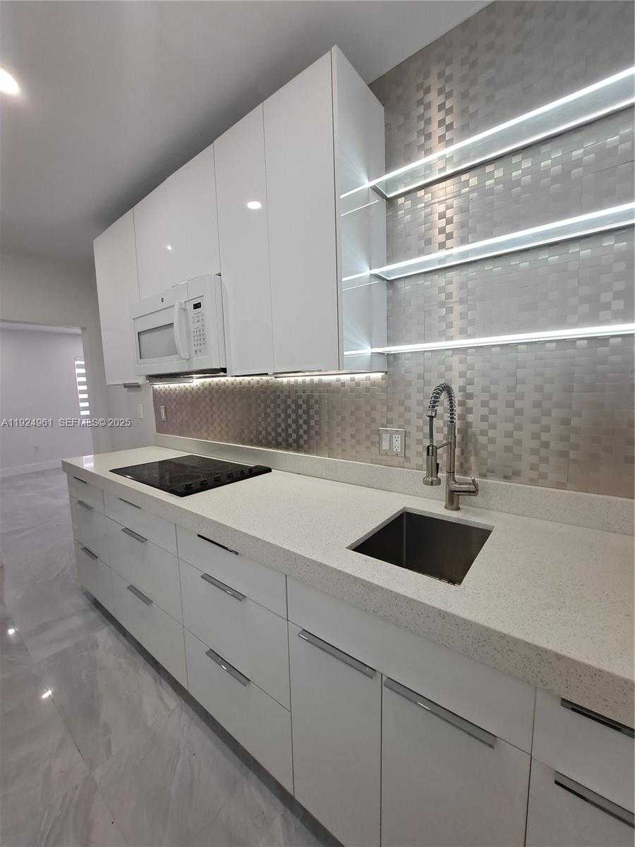 Small Image of 665 83RD ST #59, Miami Beach Number 1
