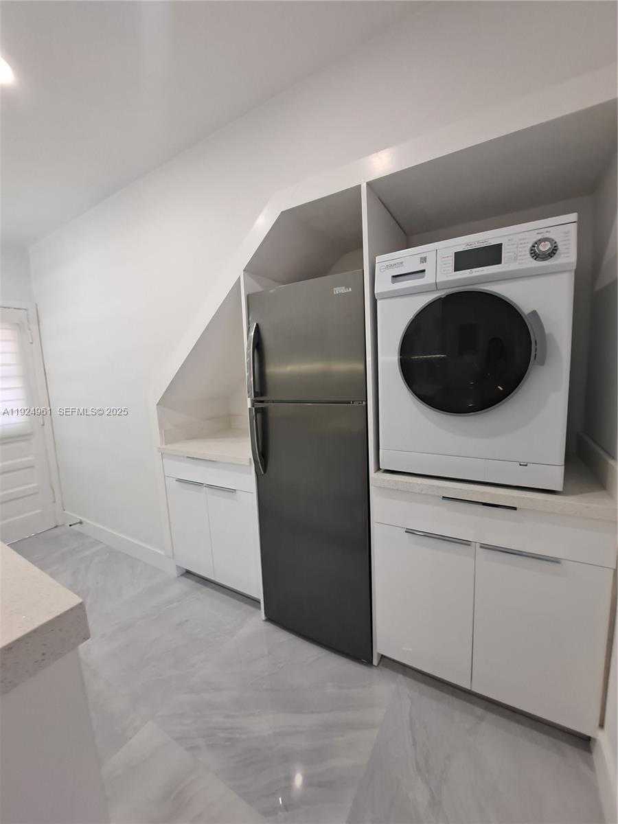 Small Image of 665 83RD ST #59, Miami Beach Number 3