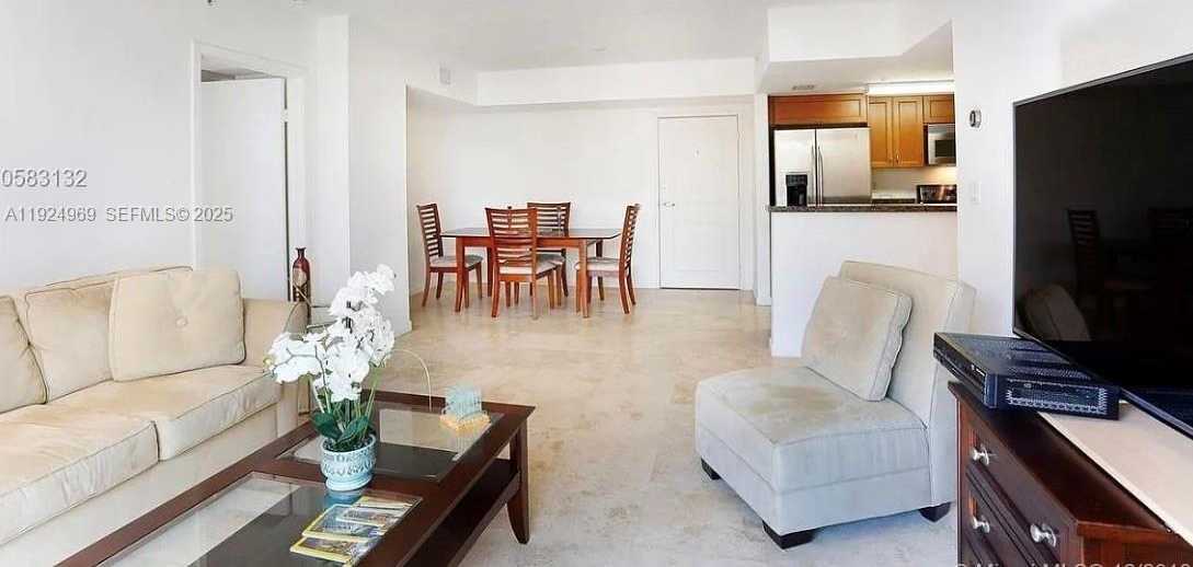 Small Image of 1555 NORTH TREASURE DR #314, North Bay Village Number 5