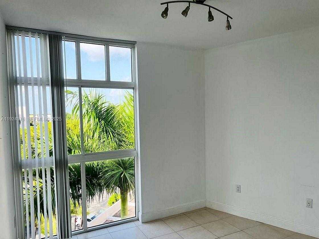 Small Image of 9805 NORTH WEST 52ND ST #502, Doral Number 15