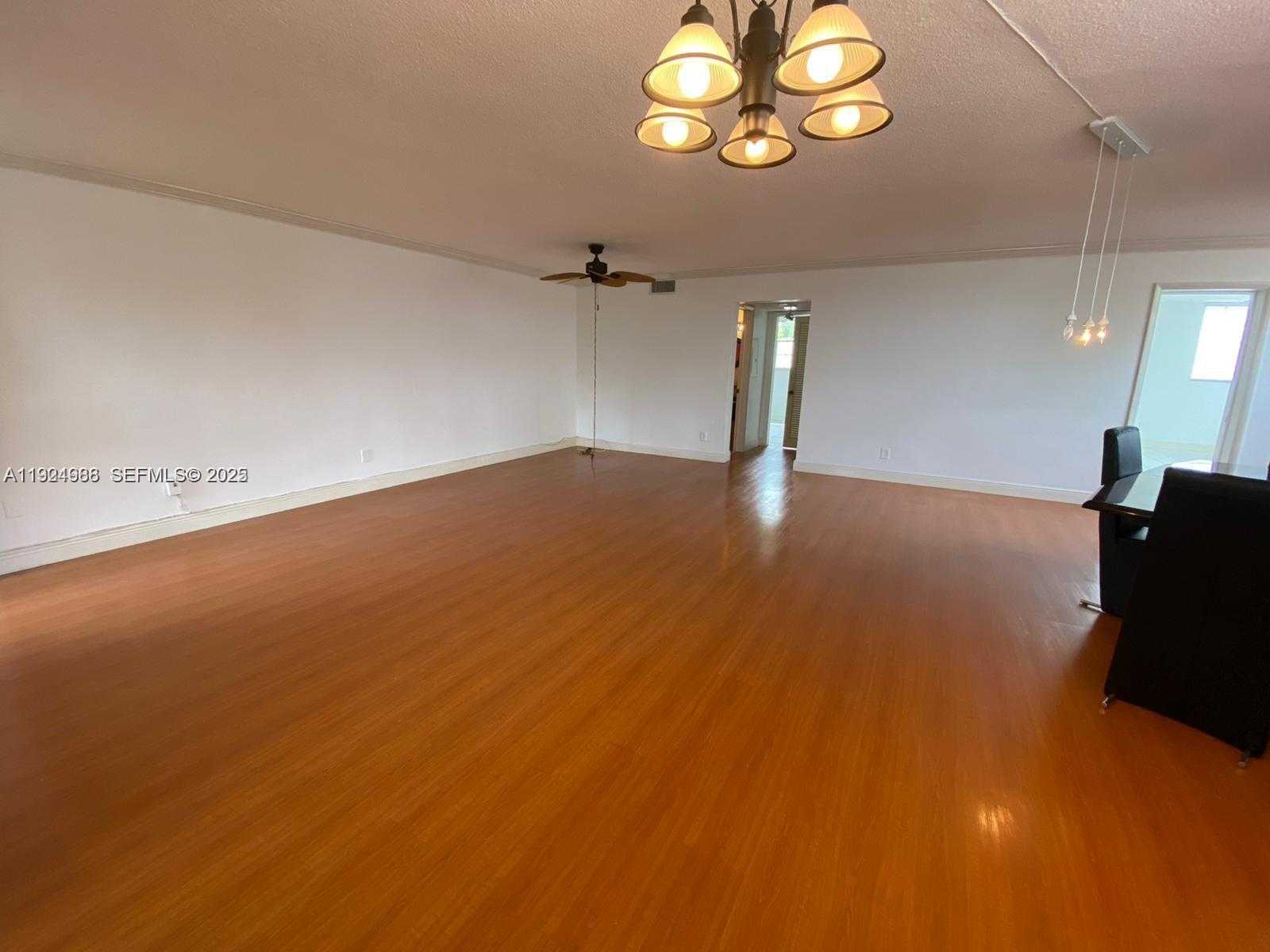 Small Image of 1800 79TH ST CSWY #A212, North Bay Village Number 2