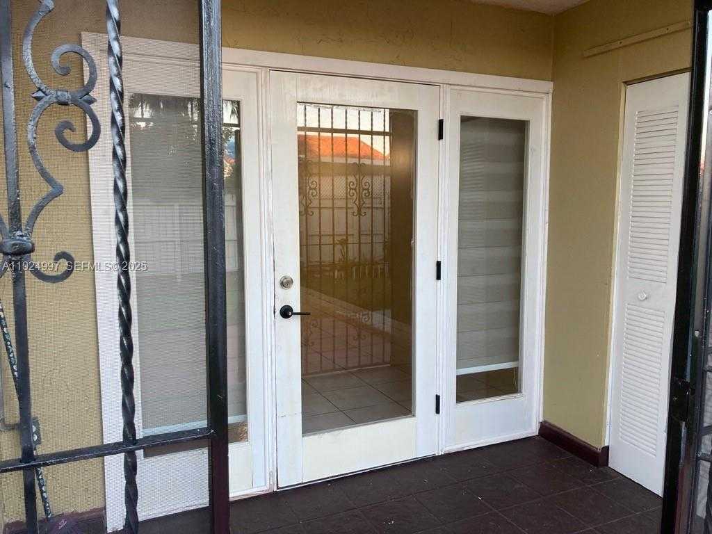 Small Image of 6283 WEST 24TH AVE #104-2, Hialeah Number 10