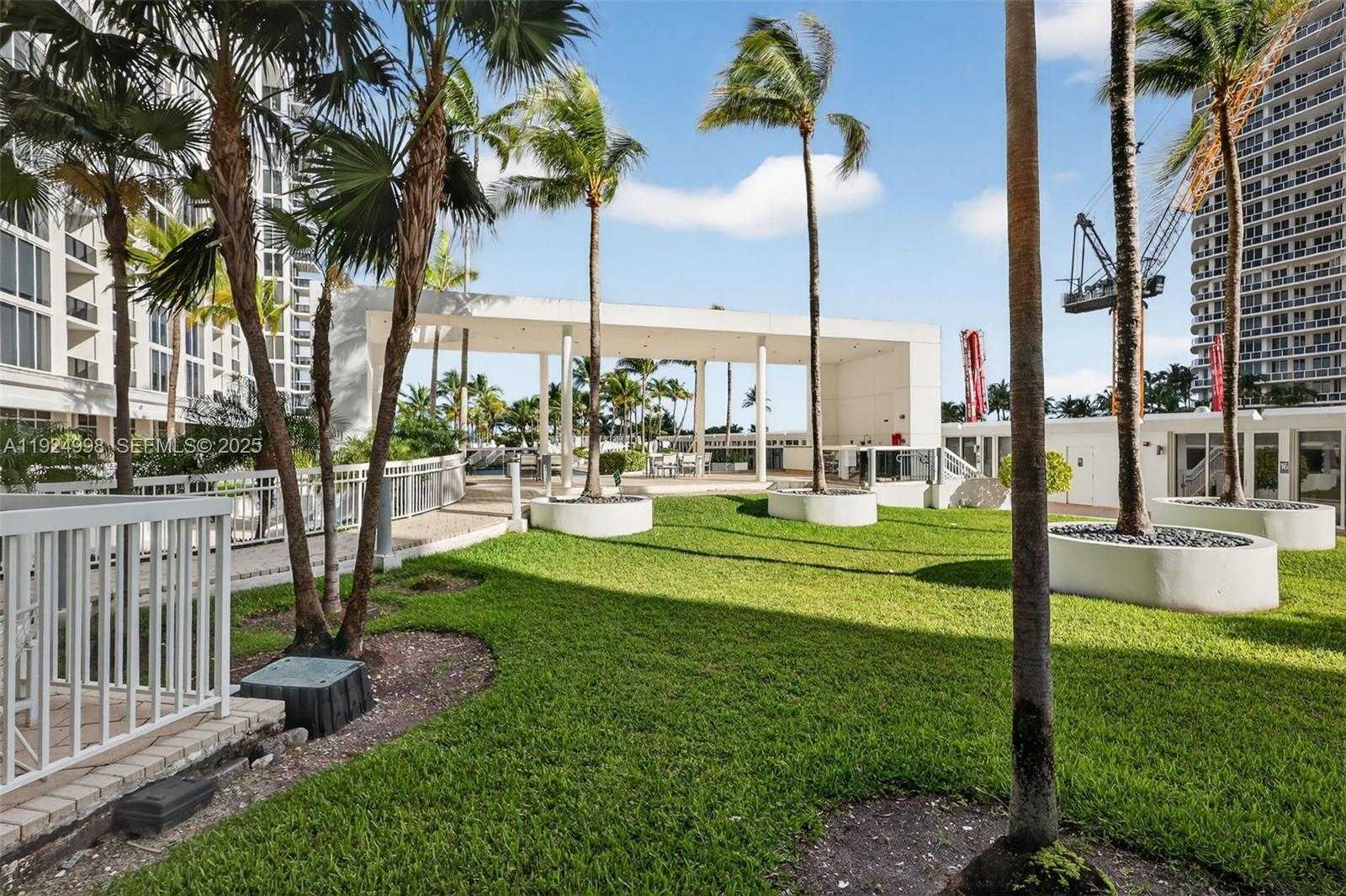 Small Image of 10275 COLLINS AVE #101, Bal Harbour Number 33