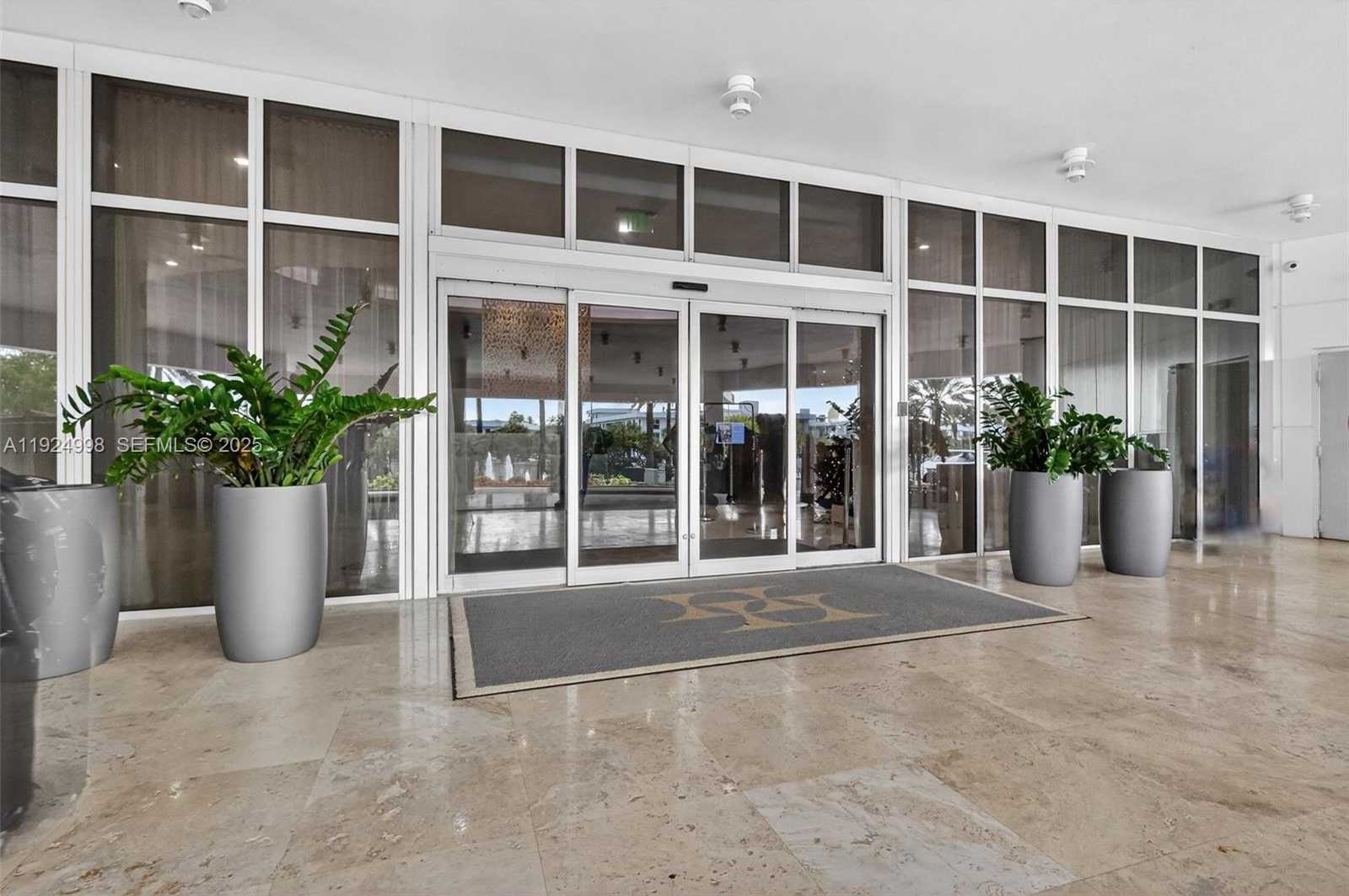 Small Image of 10275 COLLINS AVE #101, Bal Harbour Number 36