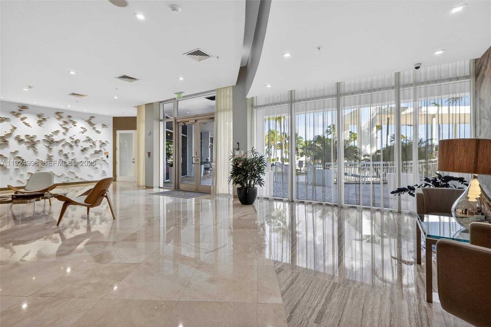 Small Image of 10275 COLLINS AVE #101, Bal Harbour Number 37