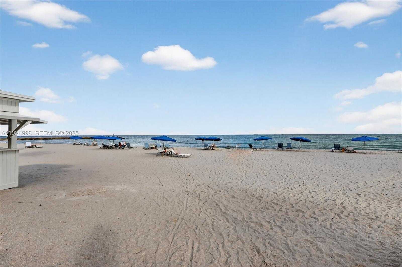 Small Image of 10275 COLLINS AVE #101, Bal Harbour Number 44