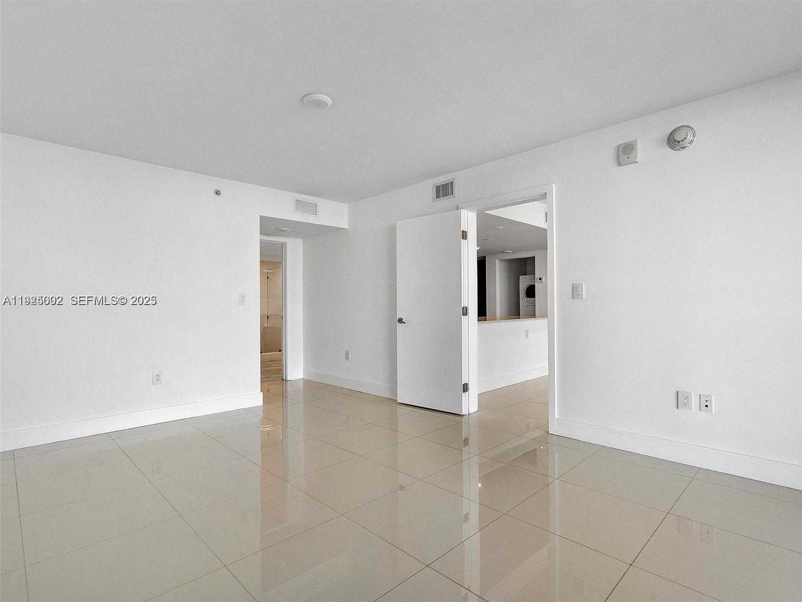 Small Image of 9261 EAST BAY HARBOR DR #501, Bay Harbor Islands Number 14