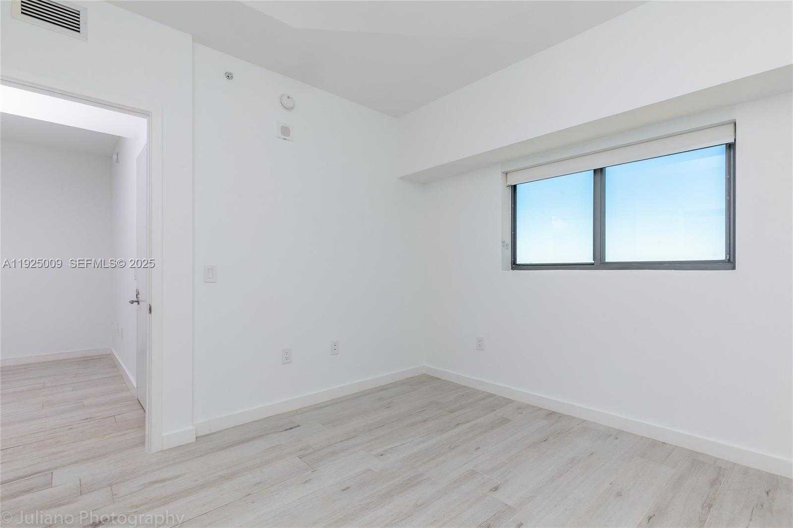 Small Image of 460 NORTH EAST 28TH ST #607, Miami Number 12