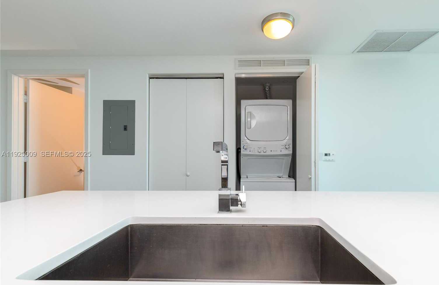 Small Image of 460 NORTH EAST 28TH ST #607, Miami Number 9