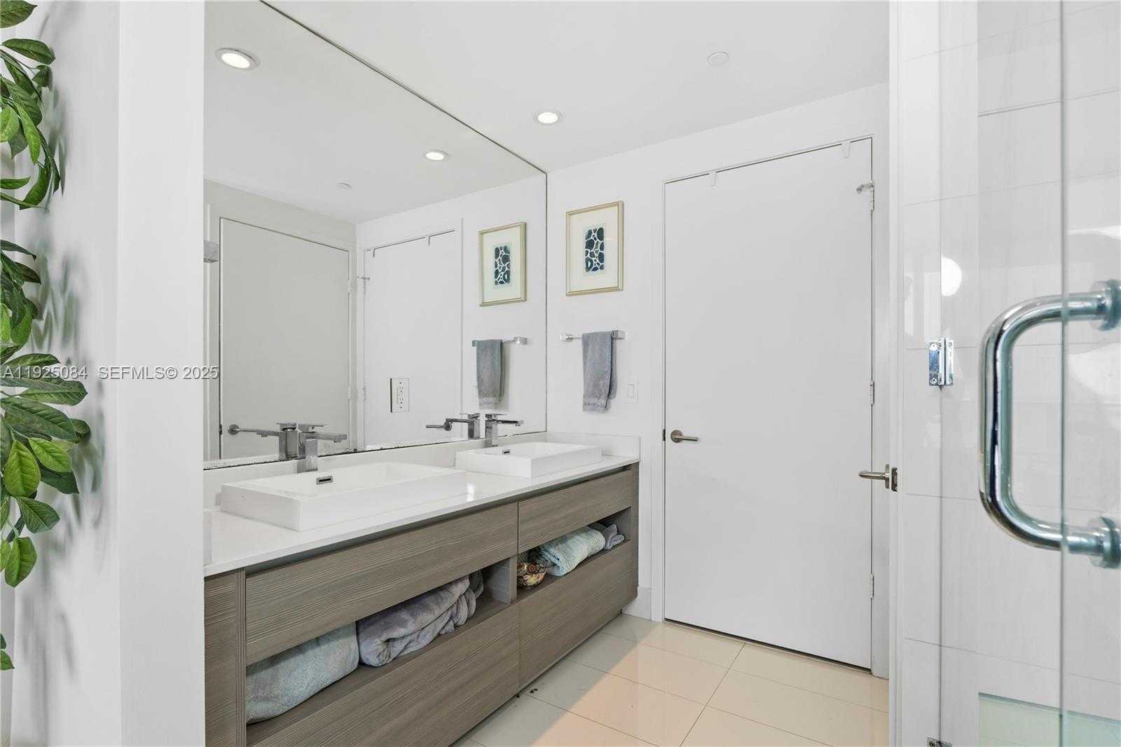 Small Image of 460 NORTH EAST 28TH ST #3106, Miami Number 16