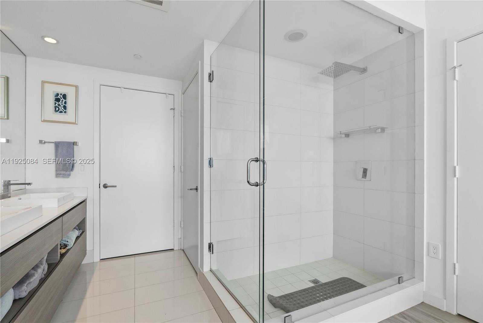 Small Image of 460 NORTH EAST 28TH ST #3106, Miami Number 17