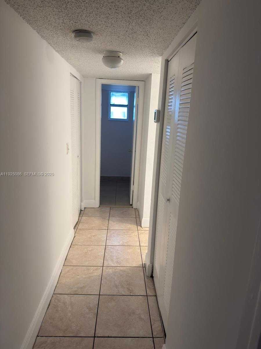 Small Image of 9369 FONTAINEBLEAU BLVD #J107, Miami Number 6