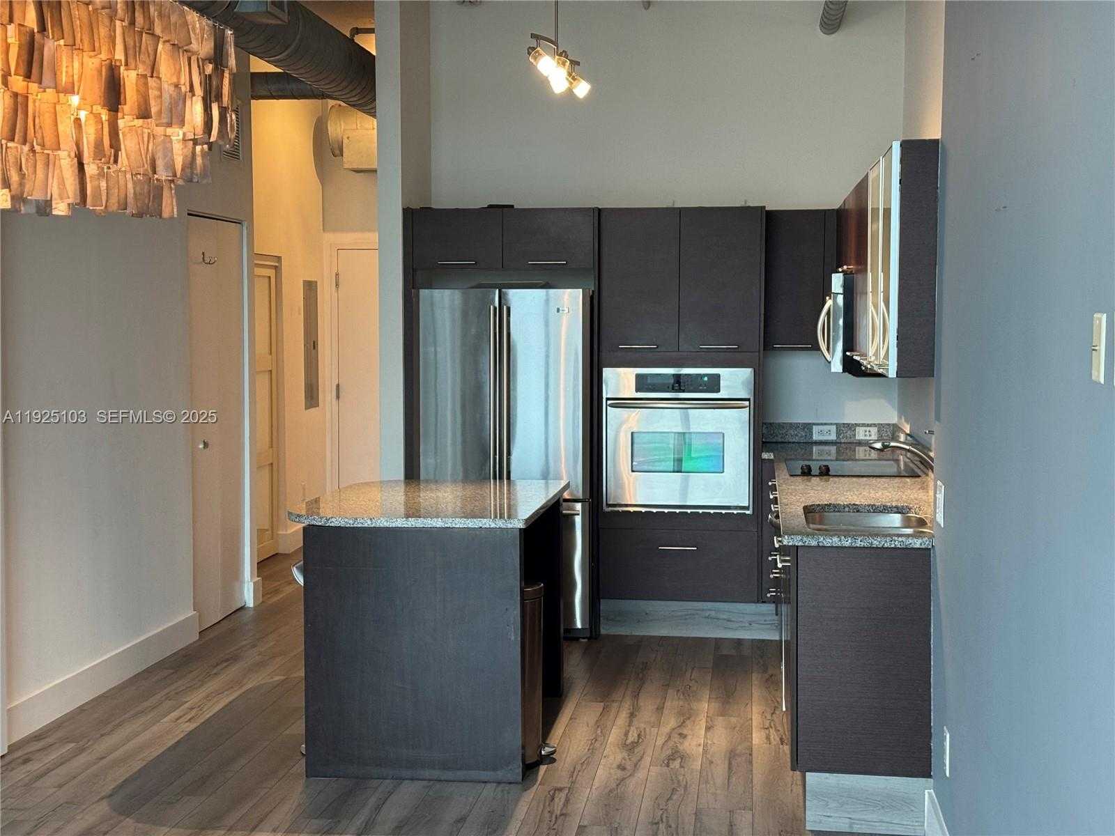 Small Image of 3029 NORTH EAST 188TH ST #411, Aventura Number 3