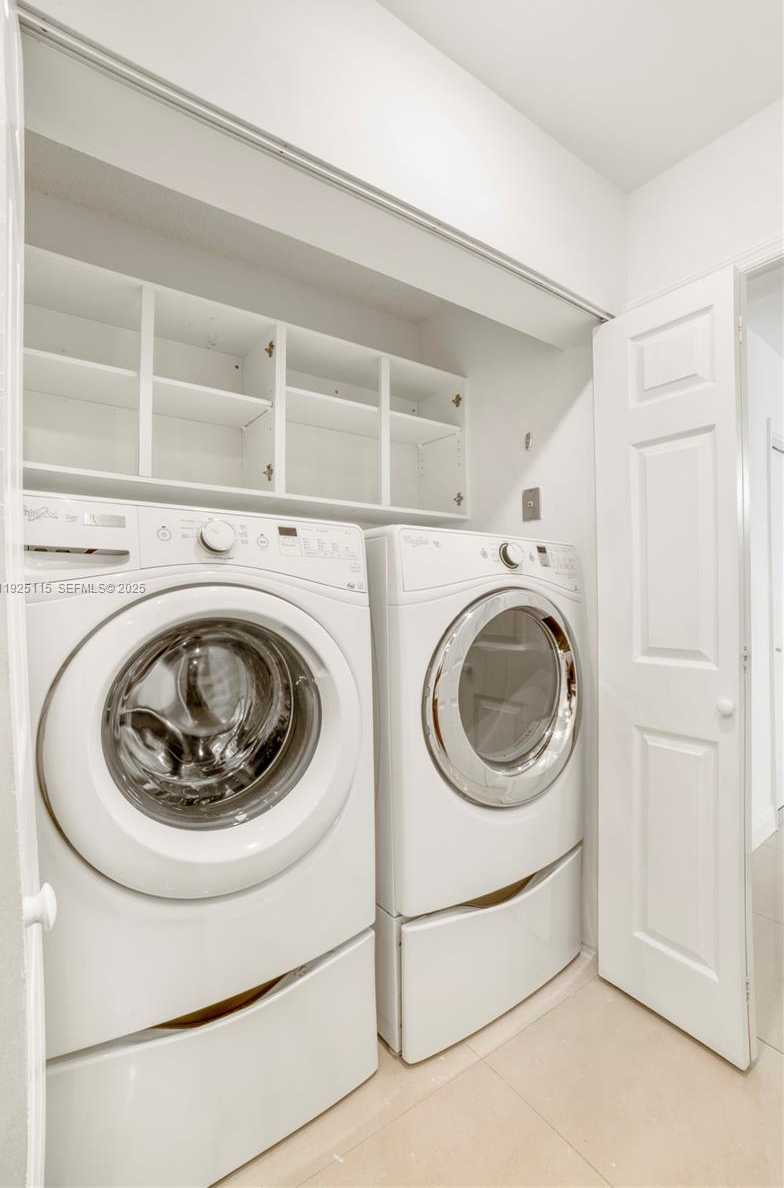 Small Image of 5127 NORTH WEST 102ND CT #5127, Doral Number 14