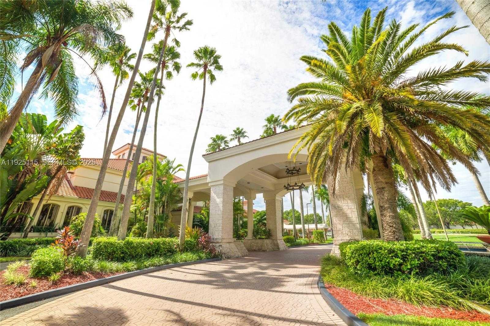 Small Image of 5127 NORTH WEST 102ND CT #5127, Doral Number 18