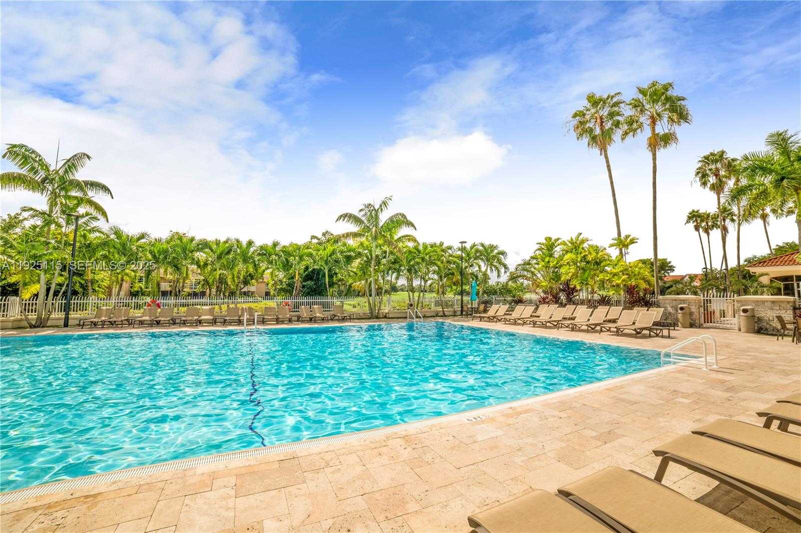 Small Image of 5127 NORTH WEST 102ND CT #5127, Doral Number 20