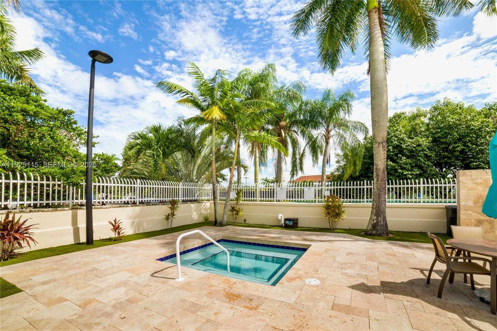 Small Image of 5127 NORTH WEST 102ND CT #5127, Doral Number 21