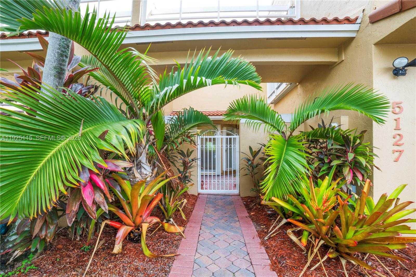 Small Image of 5127 NORTH WEST 102ND CT #5127, Doral Number 27