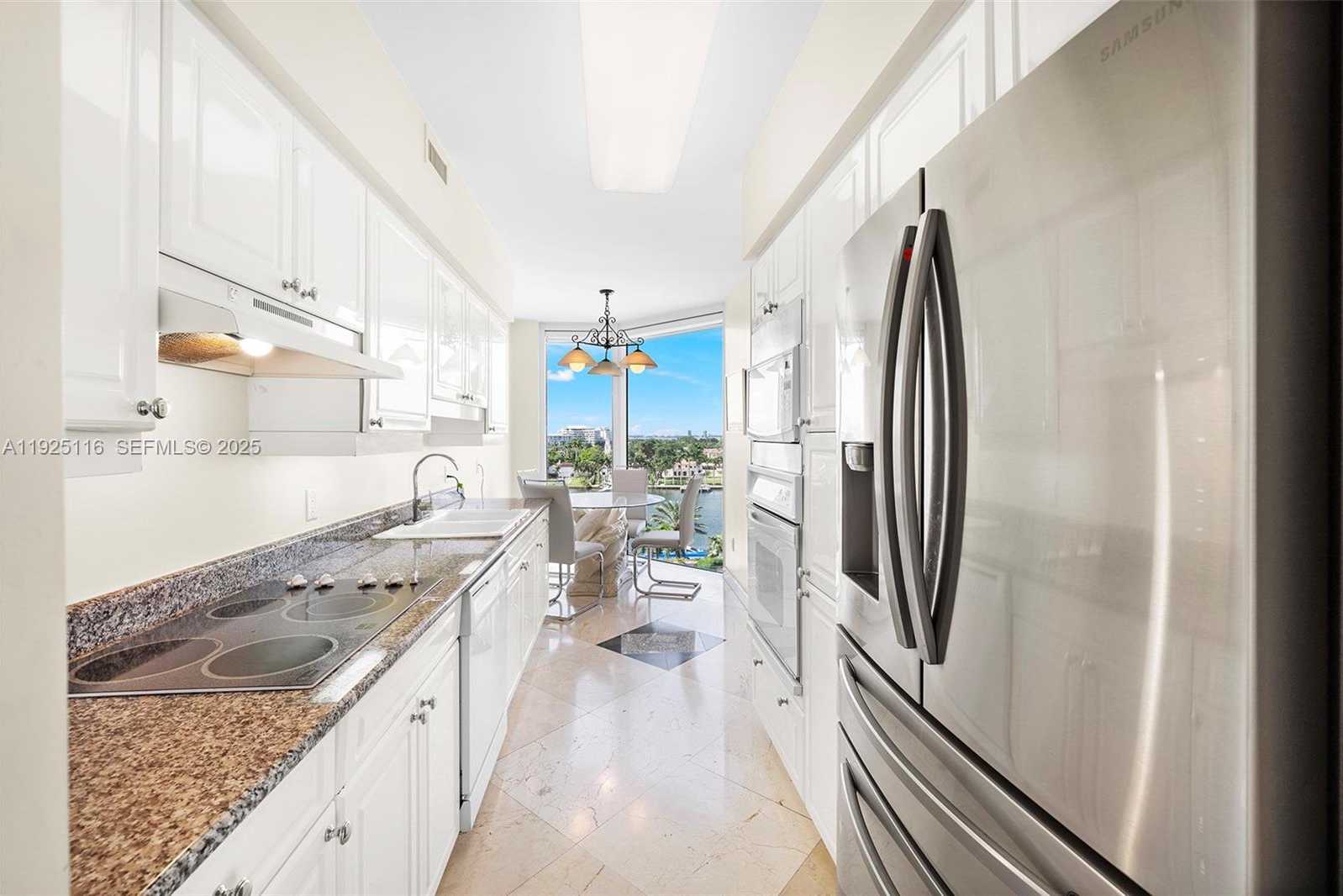 Small Image of 4775 COLLINS AVE #807, Miami Beach Number 11