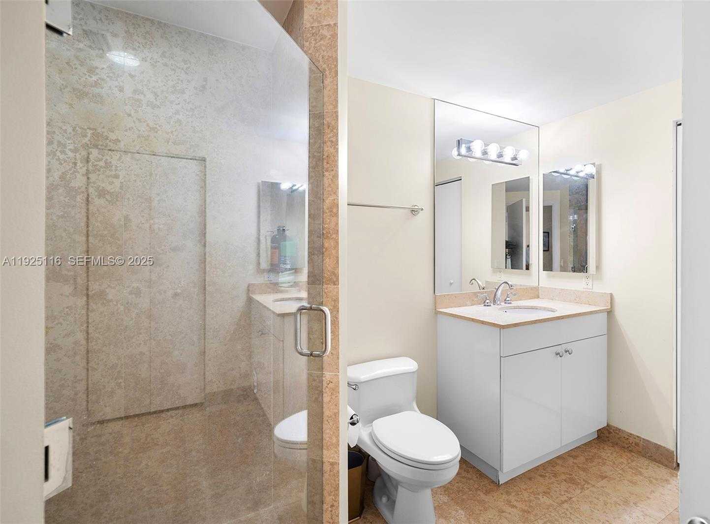 Small Image of 4775 COLLINS AVE #807, Miami Beach Number 19