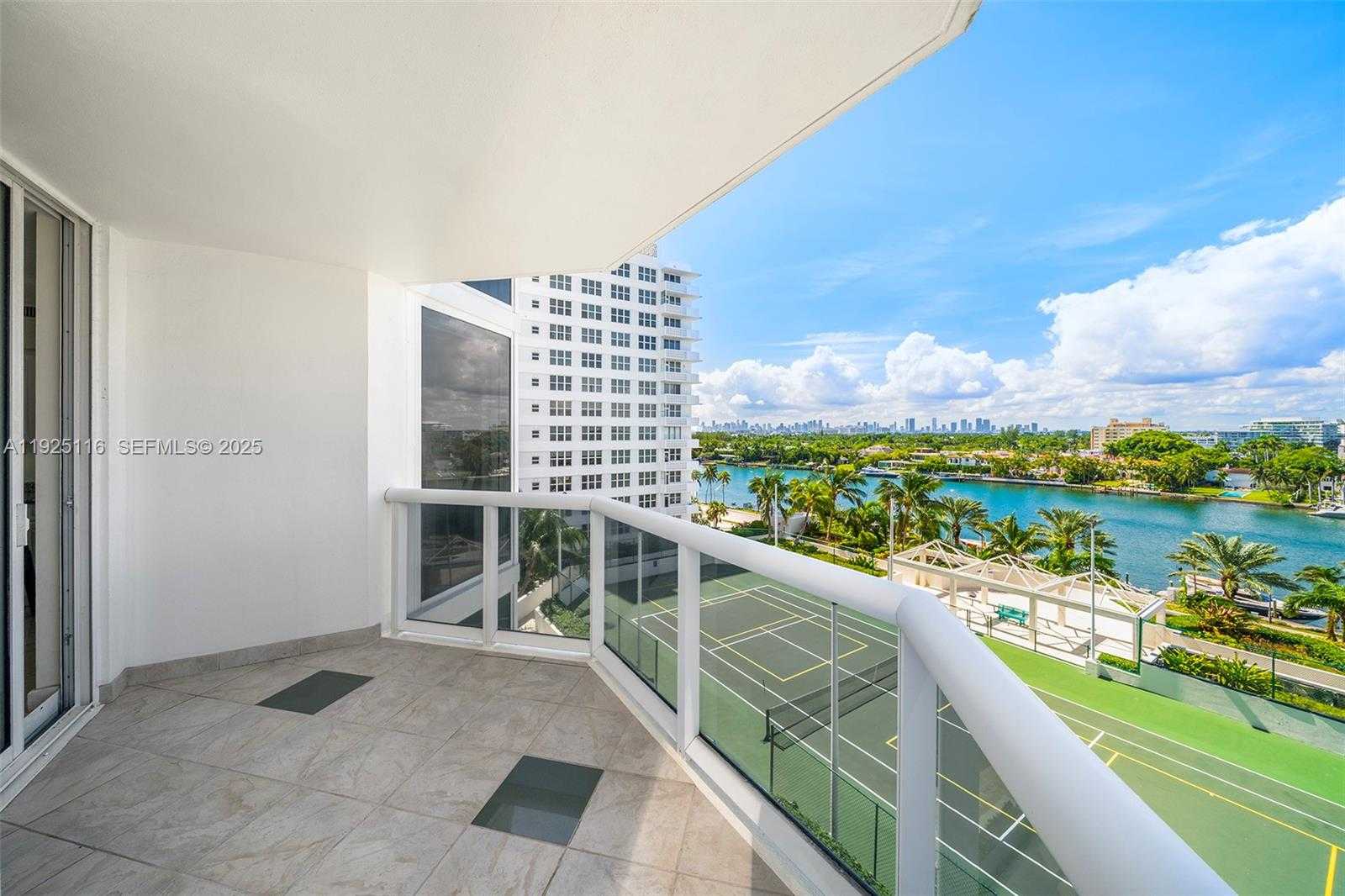 Small Image of 4775 COLLINS AVE #807, Miami Beach Number 21