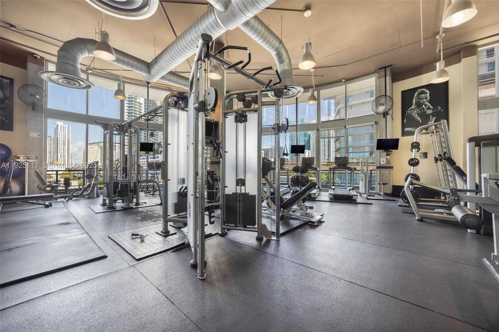 Small Image of 690 SOUTH WEST 1ST CT #1830, Miami Number 12