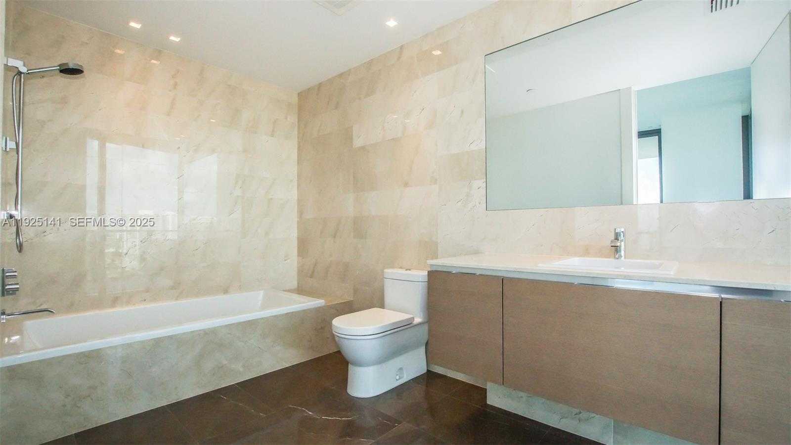 Small Image of 19575 COLLINS AV #19, Sunny Isles Beach Number 16