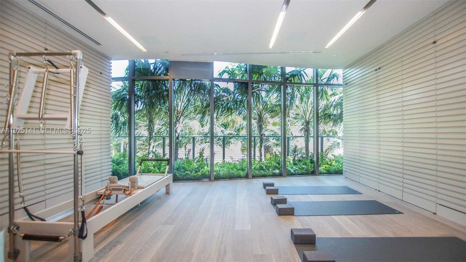 Small Image of 19575 COLLINS AV #19, Sunny Isles Beach Number 37