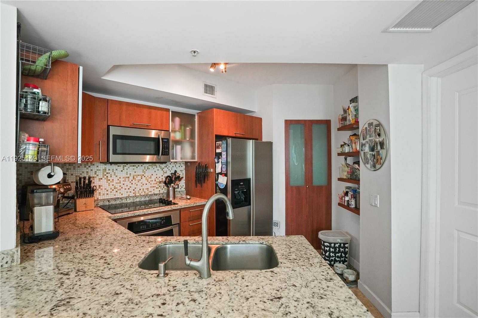 Small Image of 480 NORTH EAST 30TH ST #703, Miami Number 9