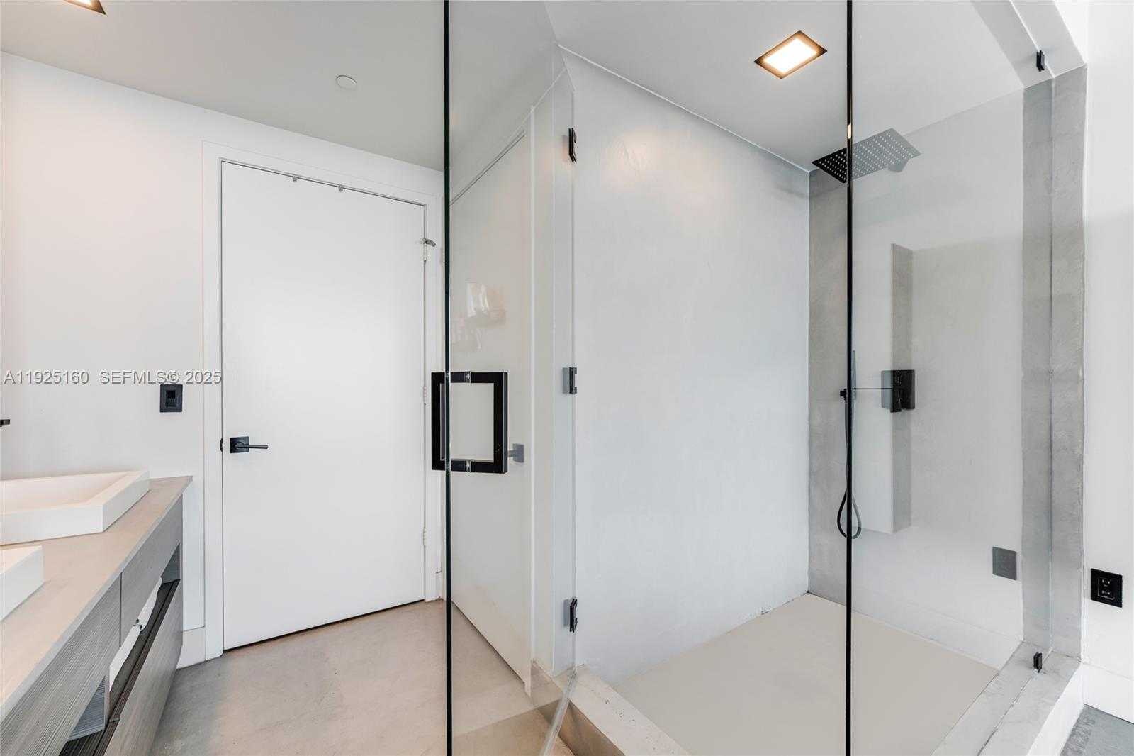 Small Image of 460 NORTH EAST 28TH ST #1806, Miami Number 20